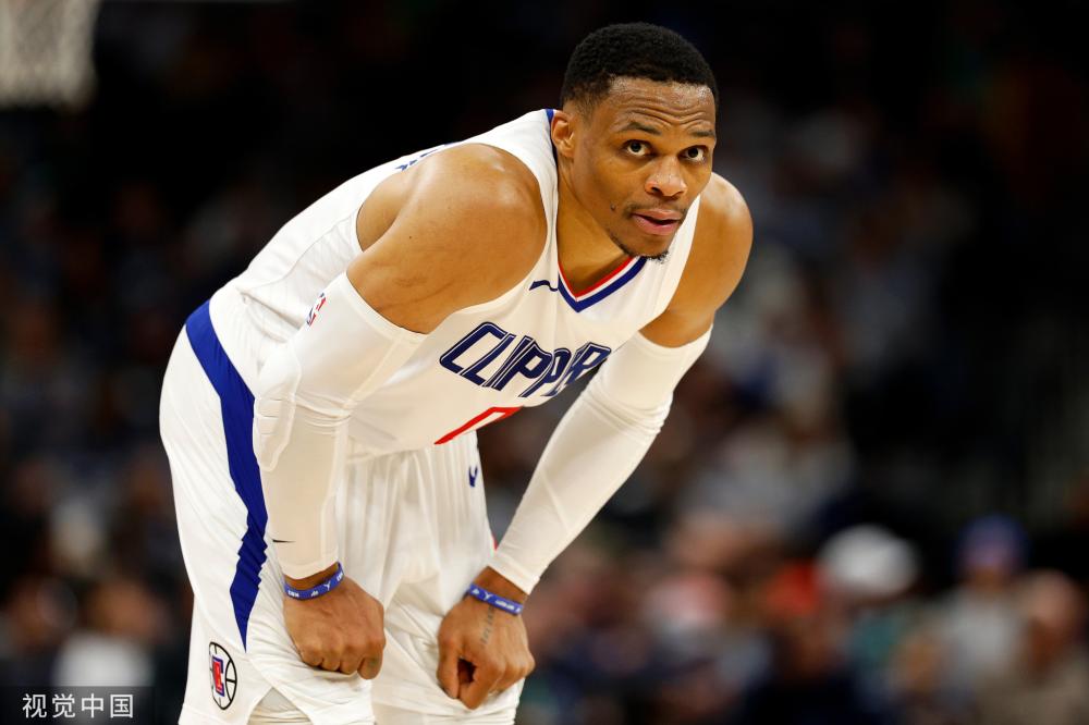 均冲上热搜 均冲上热搜