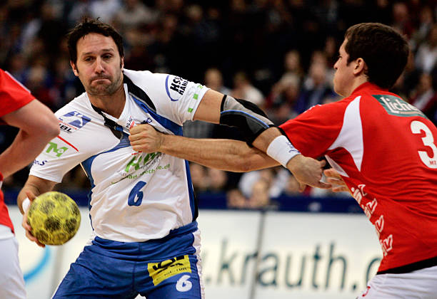 鏖战四节 鏖战四节