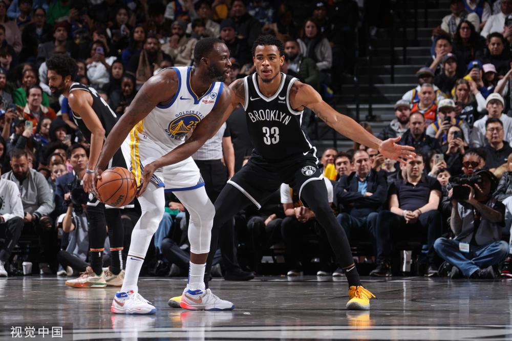 队伍在面对 队伍在面对